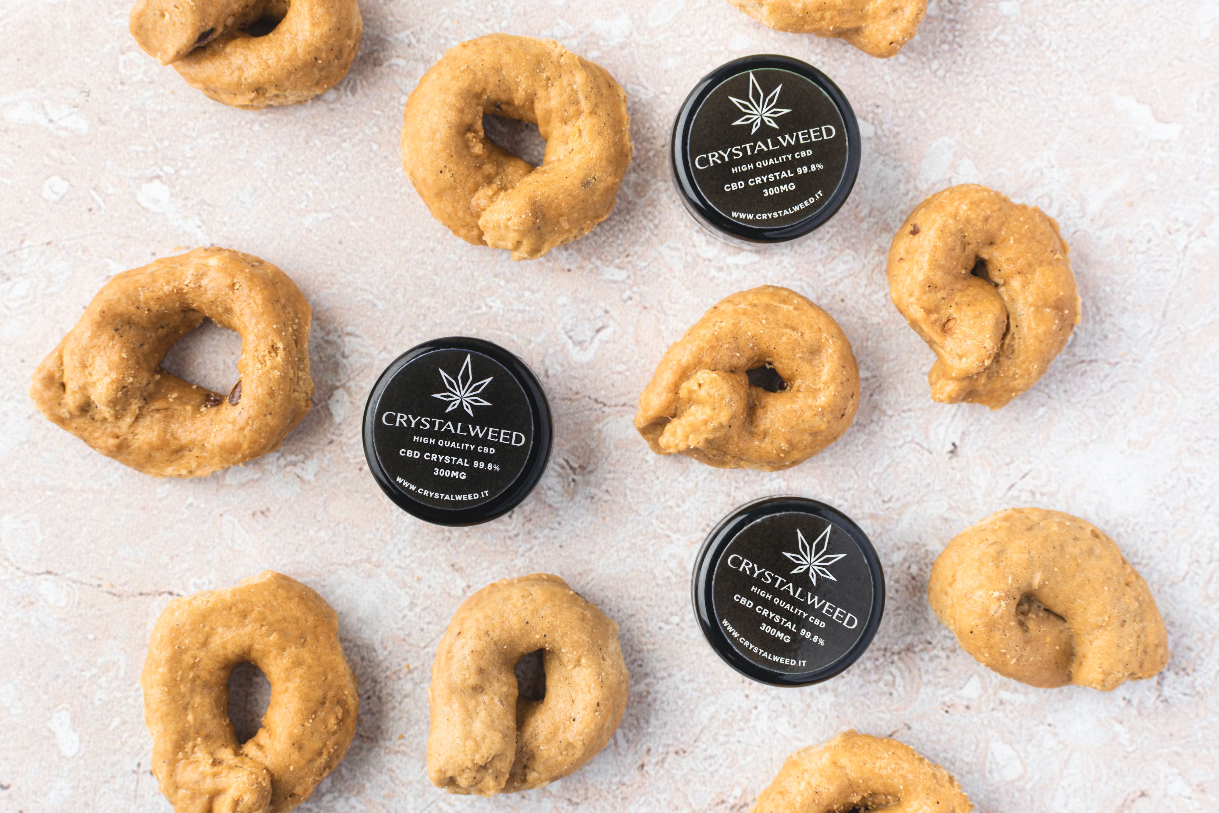 Donuts and CBD crystal // Via: Unsplash